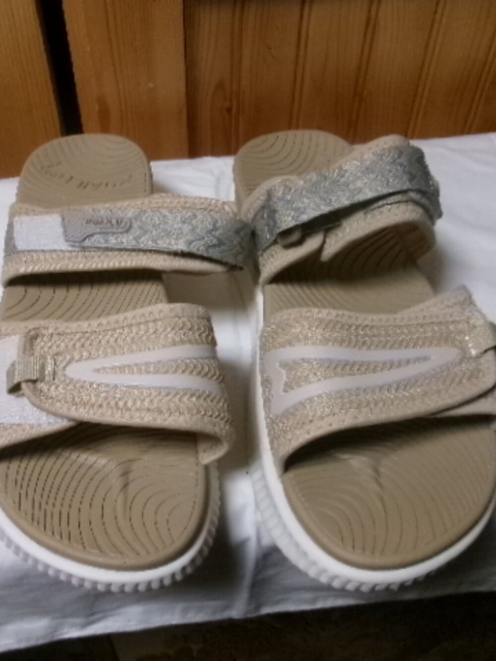 Nwob Kuailu recovery comfort slide sandals tan sz 8